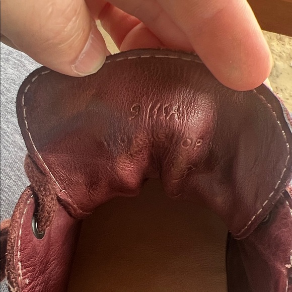 BED|STU Women’s Two-Tone Leather Sneakers - Picture 8 of 8